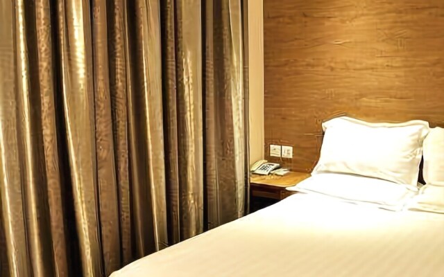 Orange Hotel