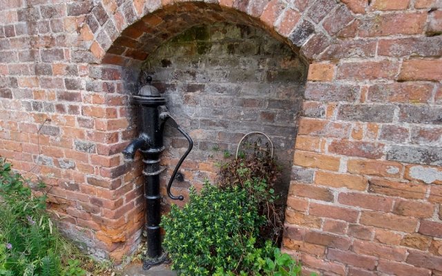 Saughall Mill Farm Cottage