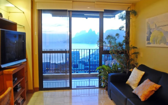 Ipanema & Copa 180 View 2Bdr A1-002