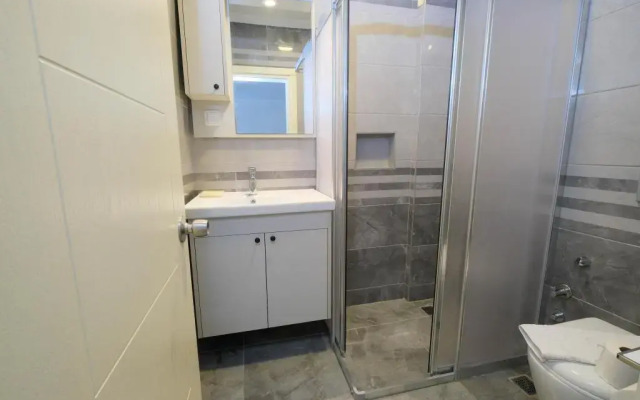 Diplomat Suites