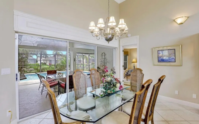 910 Olive Court
