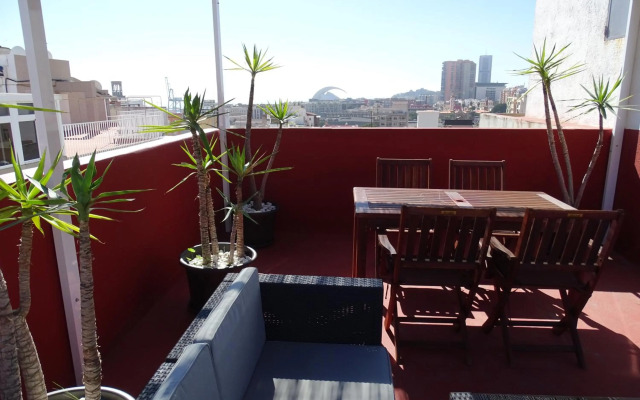 Santa Cruz Luxury Low-Cost Apartment with Terrace & Views