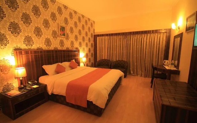 The Monarch Hotel