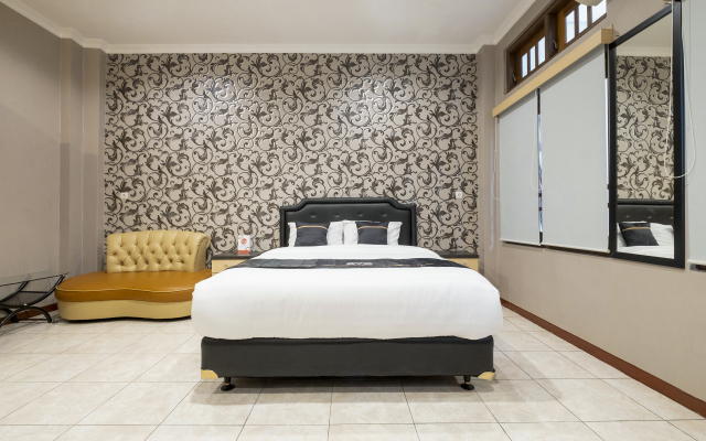 OYO 2469 Sutomo Homestay (ex OYO 2469 Cashlez Homestay)