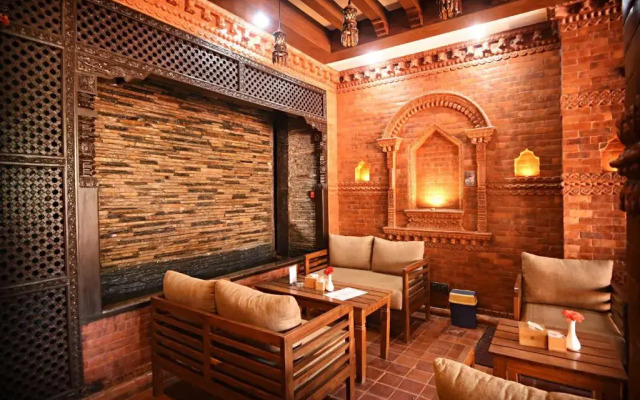 Everest Boutique Hotel