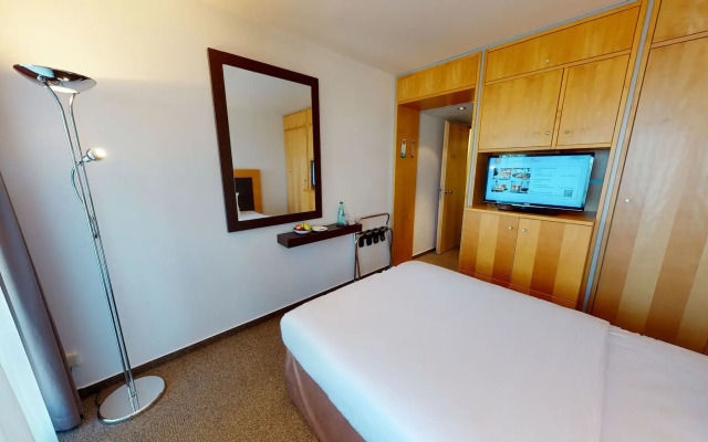 Kongresshotel Potsdam am Templiner See