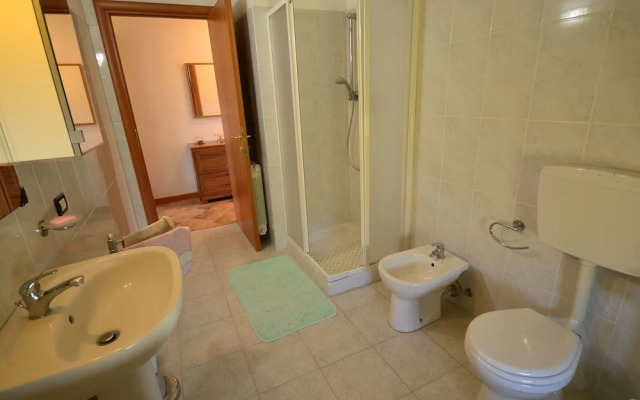 Cottage in Sesta Godano Near the Sea