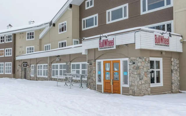 Southpoint 25 Two Bdrm Ski In Out HotTub