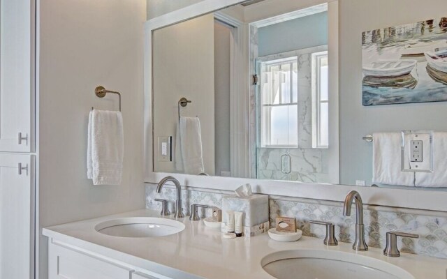 Vitamin Sea At Sunflower Beach