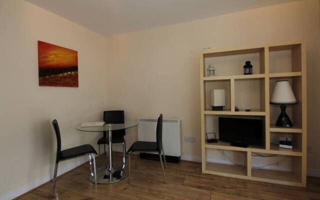 Point Village Modern Apartment