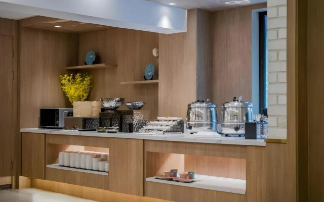 Home Inn Selected (Shanghai New International Expo Center, Guanglan Road Metro Station)