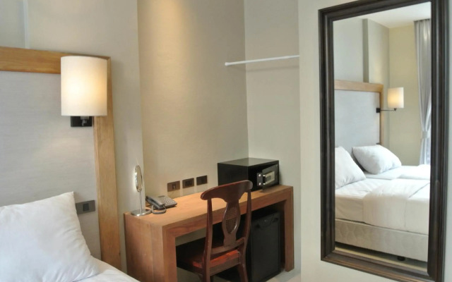 Little Nyonya Hotel