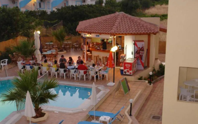 Sunshine Hotel Malia