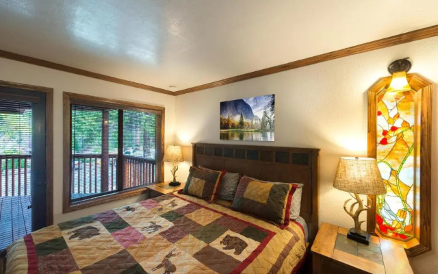 Four Seasons - 3br/4ba Holiday Home