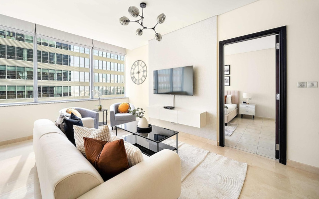 Silkhaus Luxurious 1BR Sky Gardens in Difc