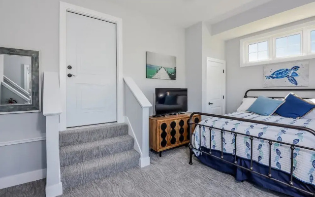 Swing Bridge Condo - Unit 40