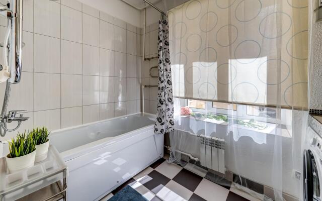 Веста на Большой Пушкарской