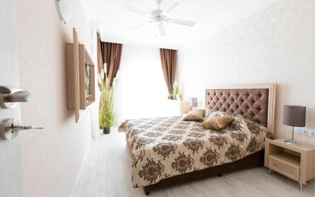 Harmony Suites Saint Vlas