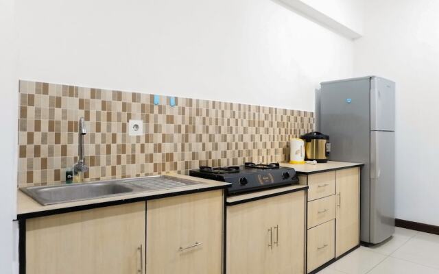 Homey and Comfy 2BR Apartment at Waterplace Residence