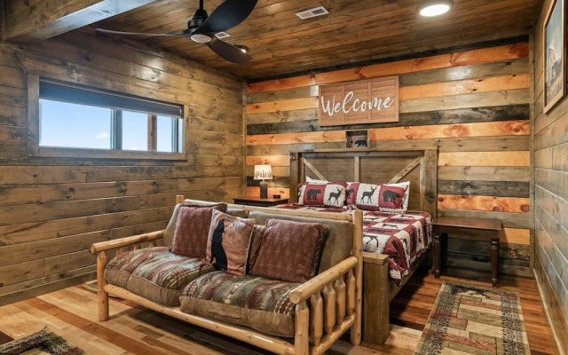 Cabin w/ Hot Tub & Game Room in the Smokys!