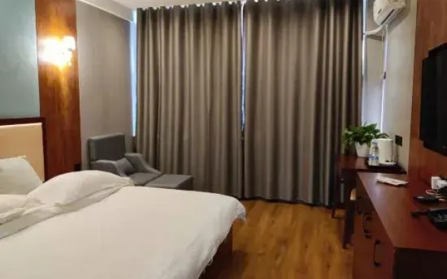 Kyin  Hotel  of  Korla