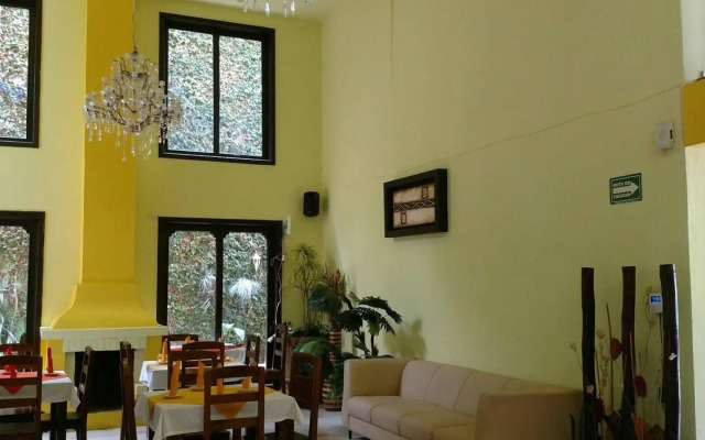 Hotel Jardines del Carmen