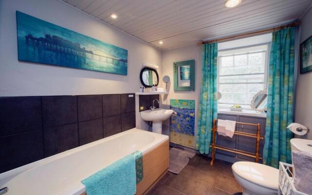 Langside Bed And Breakfast