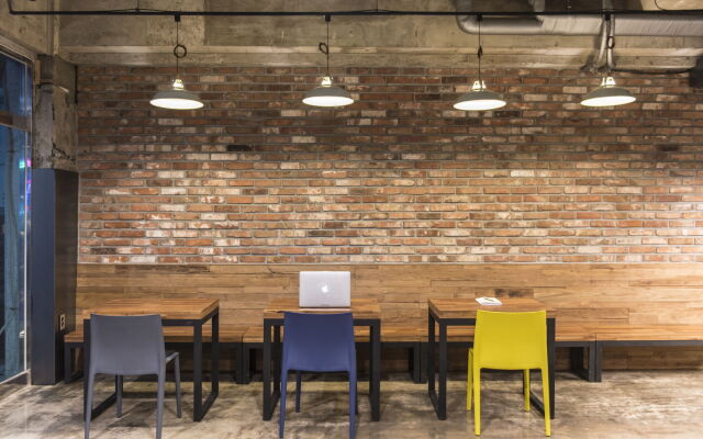 Check Inn Hotel Jeju