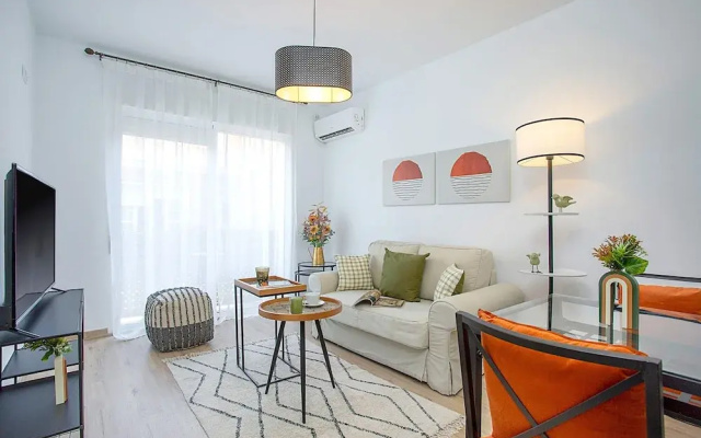 Magnificent 1 Bedroom Apartment With Balcony Santa Marta III