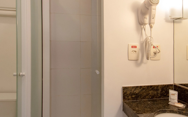 Hotel Express Vieiralves