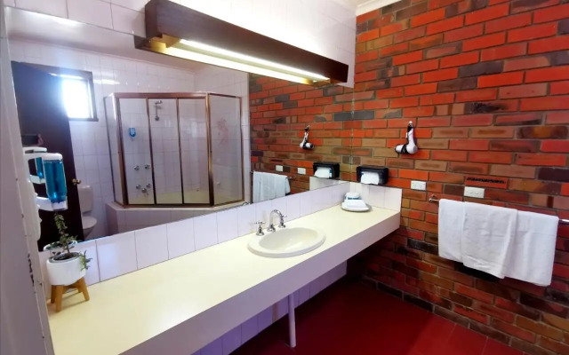 Comfort Inn Town House