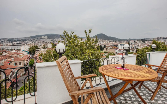 Eliada Hotel