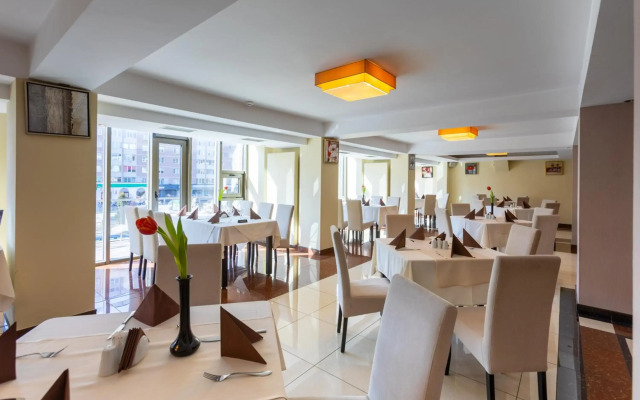 Golden Time Hotel