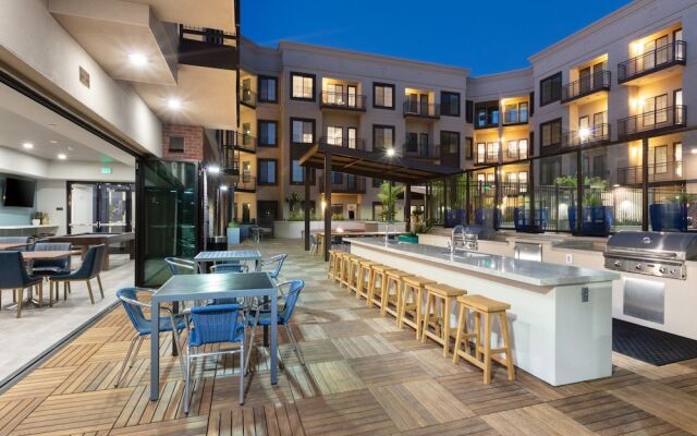 Global Luxury Suites in Campbell