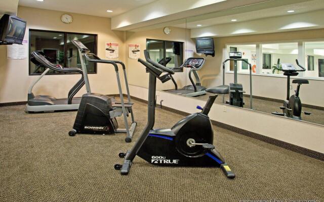 Holiday Inn Express Grove City by IHG