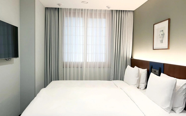 The Lexington Hotel, Autograph Collection
