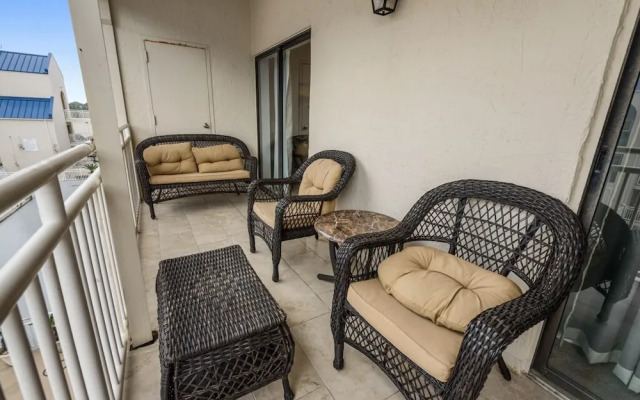 Sugar Beach Condos by ALBVR