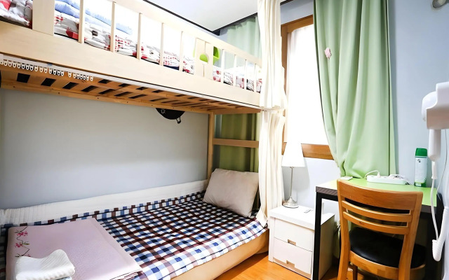 Apple Tree Guest house