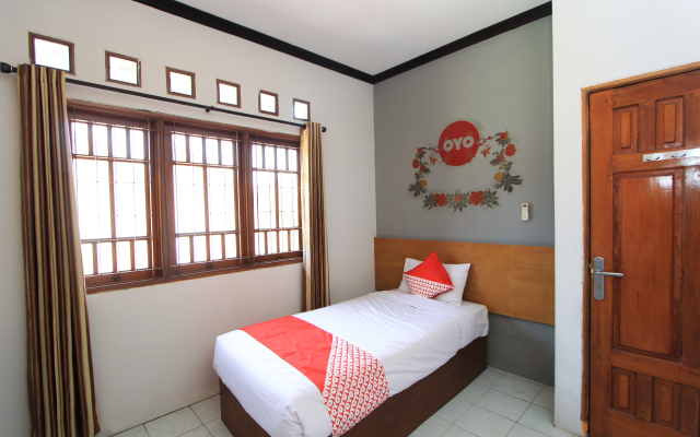 Santo Guest House