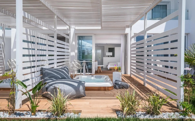 Kantouni Beach Boutique Hotel
