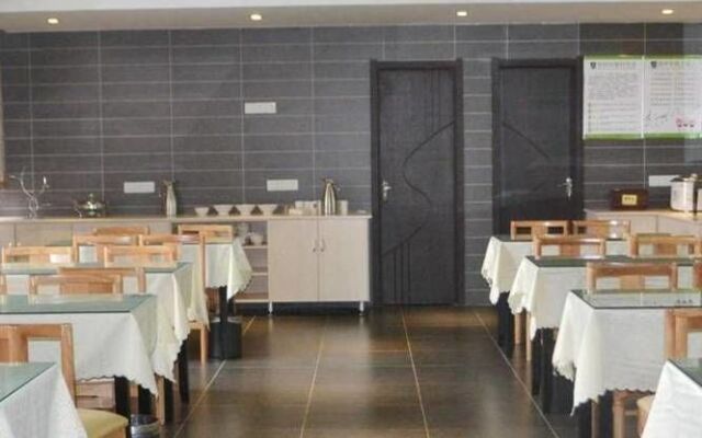Taizhou Qingmu Hotel