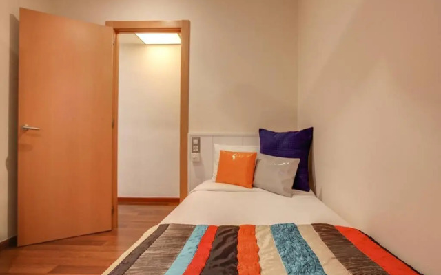 Ronda Sant Pere Private City Center 3Bedroom Suite B