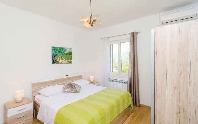 Awesome Home in Dubravka With Wifi and 5 Bedrooms