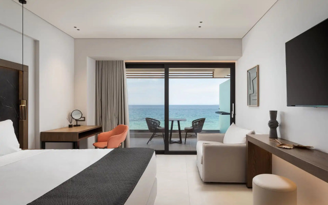 Avant Blue Boutique Hotel
