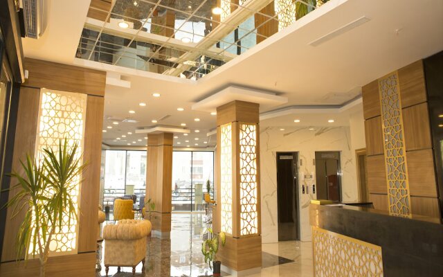 Winter City Hotel
