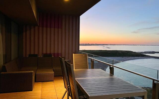 Luxury beachfront apt - quite area, 100 sqm