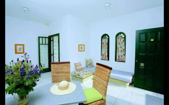 Aquarius Apartments "by Checkin"