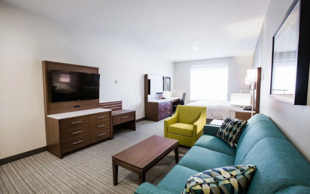 Holiday Inn Hotel & Suites Calgary South Conference Ctr