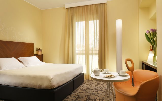 Unahotels Mediterraneo Milano Hotel