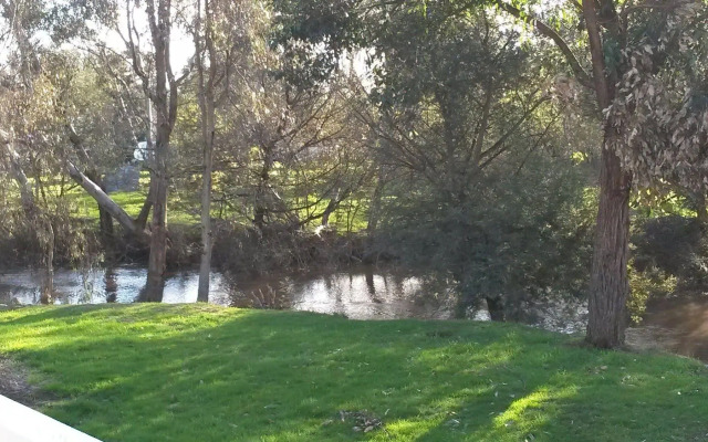 Yea Riverside Caravan Park